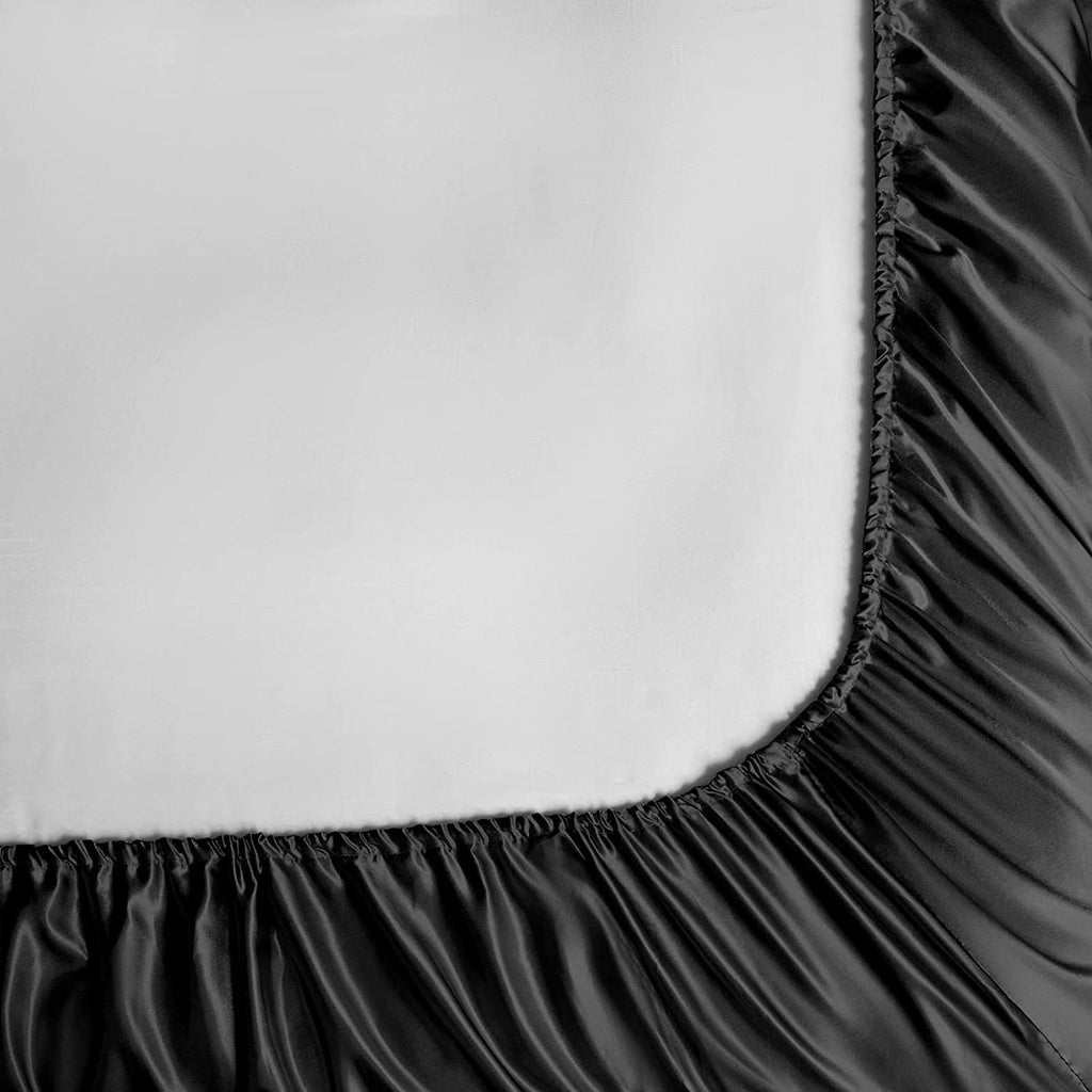 4pcs Satin Bed Sheet Four-Piece Set Includes One Fitted Sheet, One Flat Sheet, And Two Pillowcases. Pillowcases Do Not Include Inserts. Solid Colors Showcase Simple Elegance. The Simple Style Is Classic And Timeless. Polyeste