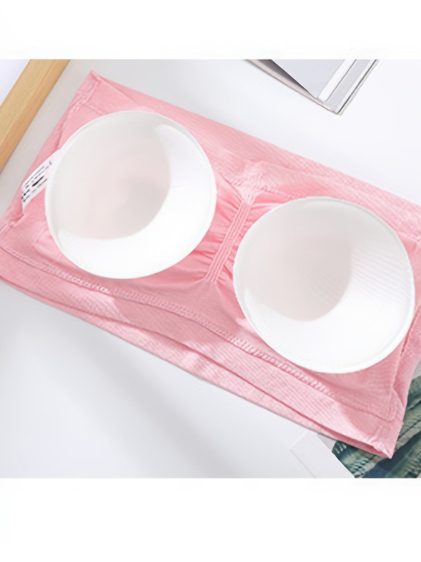 Plus-size Double-layer Anti-slip Underwire Bra with Padded Cups, No-wire Design, and One-piece Style