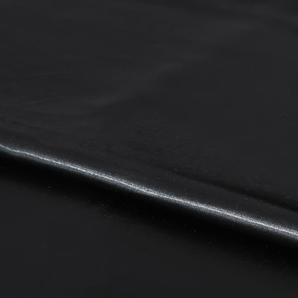 4pcs Satin Bed Sheet Four-Piece Set Includes One Fitted Sheet, One Flat Sheet, And Two Pillowcases. Pillowcases Do Not Include Inserts. Solid Colors Showcase Simple Elegance. The Simple Style Is Classic And Timeless. Polyeste